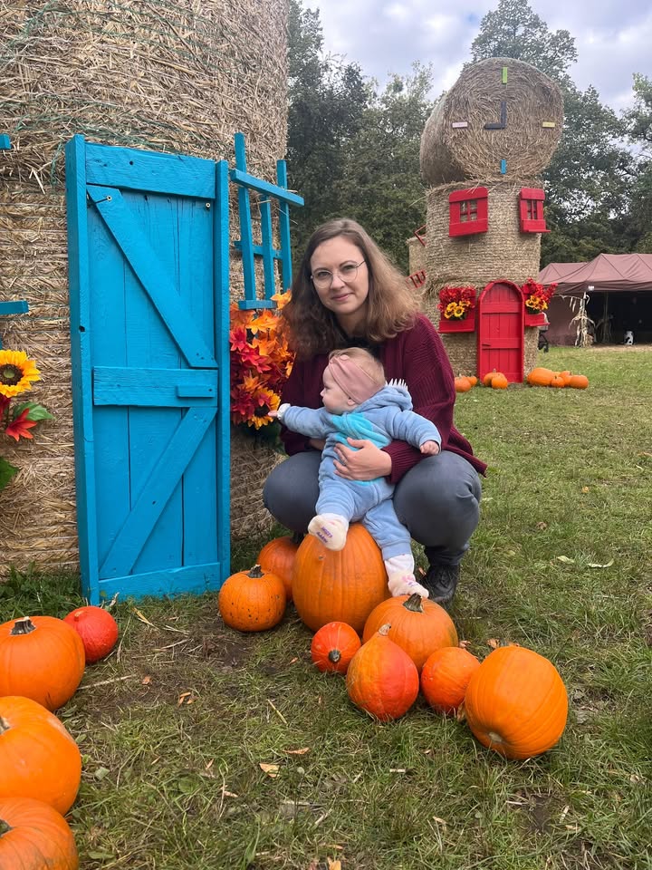 Po pięknej, ważnej przerwie związanej z urlopem macierzyńskim do naszego Zespołu wraca lek. Barbara Dobrzanska-Warzecha – specjalista medycyny rodzinnej 💙👩‍⚕️ – Image 1